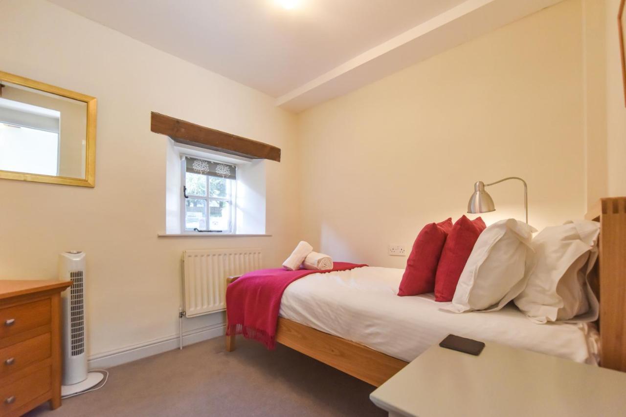 Church Farm Holiday Cottages - Pinster Cottage Ashbourne  Exterior foto